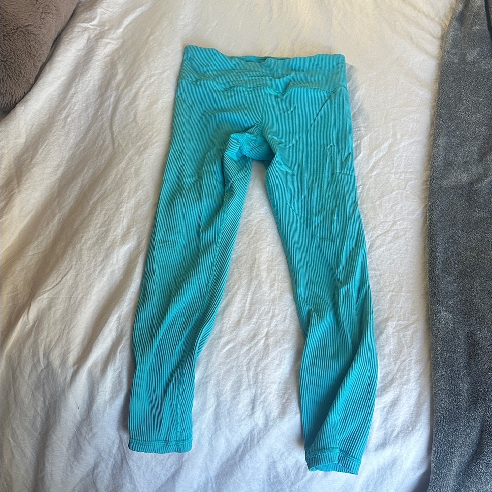Elation Ultra High Rise Tight - Ribbed Bora Bora Color